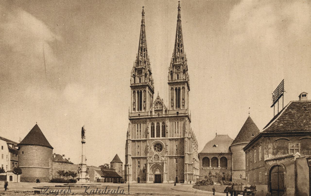 Katedrala, Kaptol oko 1935. godine